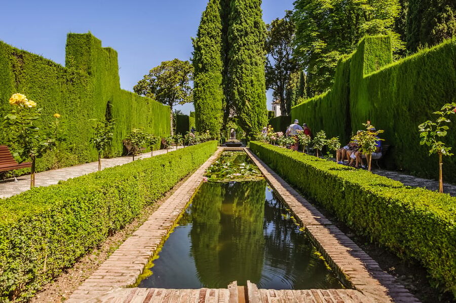 Granada: Alhambra and Nasrid Palaces Entry Ticket - Charles V’s Palace, Mosque Baths, and exhibitions