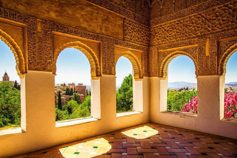 Granada: Alhambra, Generalife & Nasrid Palaces Guided Tour - Key points to know before booking