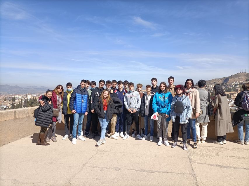 Granada: Alhambra, Nasrid Palaces, & Generalife Guided Tour - The Nasrid Palaces are the main event