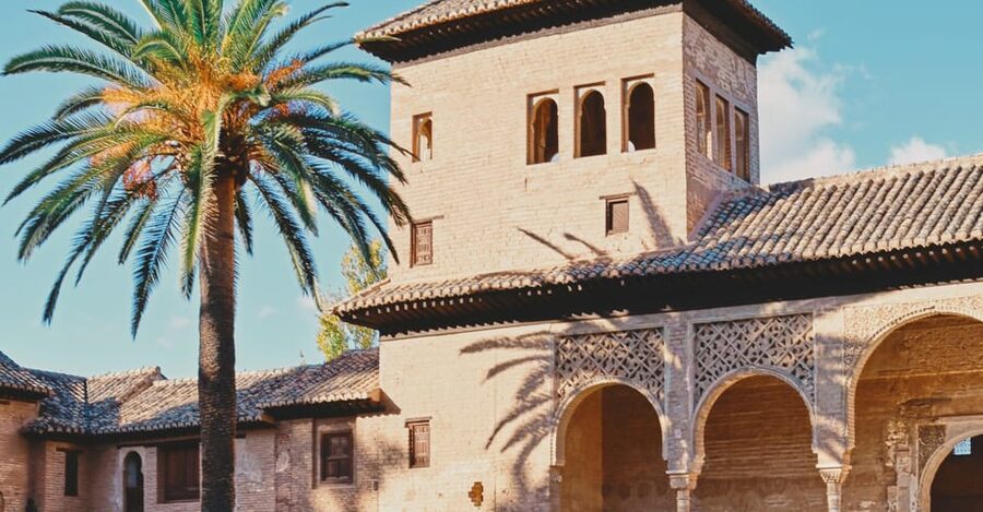 Granada: Alhambra & Nasrid Palaces Small Group Guided Tour - Military walls, gates, and views of Granada