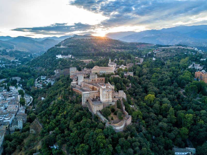 Granada: Alhambra Palace Guided Tour - Key points to know before booking