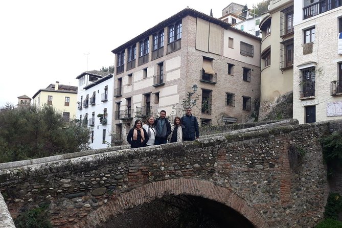 Granada Day Trip: Alhambra & Nazaries Palaces from Seville - What to bring for this 13-hour day