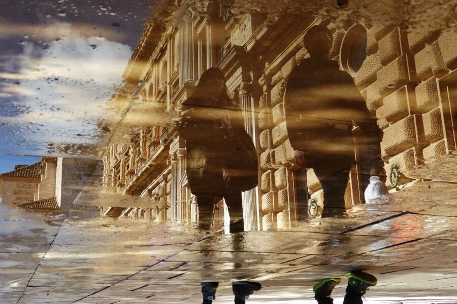 Granada: Fast-Track Alhambra & Nasrid Palaces Guided Tour - How the 3 to 4.5 hours usually feel
