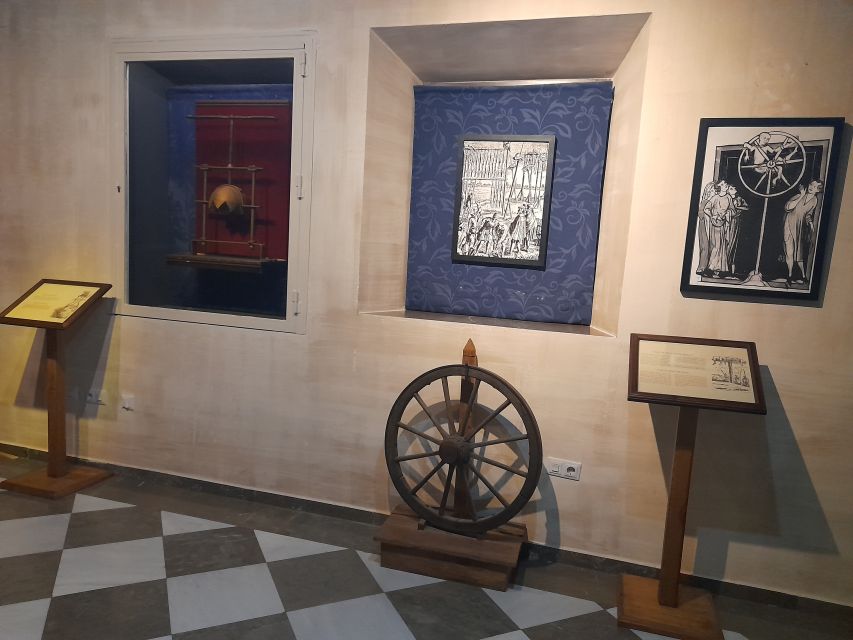 Granada: Palacio de los Olvidados and Torture Exhibition - First floor: an interactive introduction to flamenco