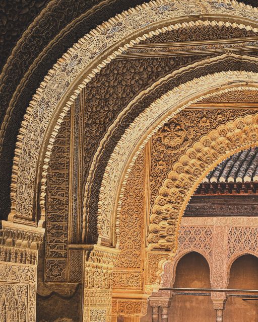 Granada: Private Full Alhambra Tour with Nasrid Palaces - Nasrid Palaces: the tour’s essential hour