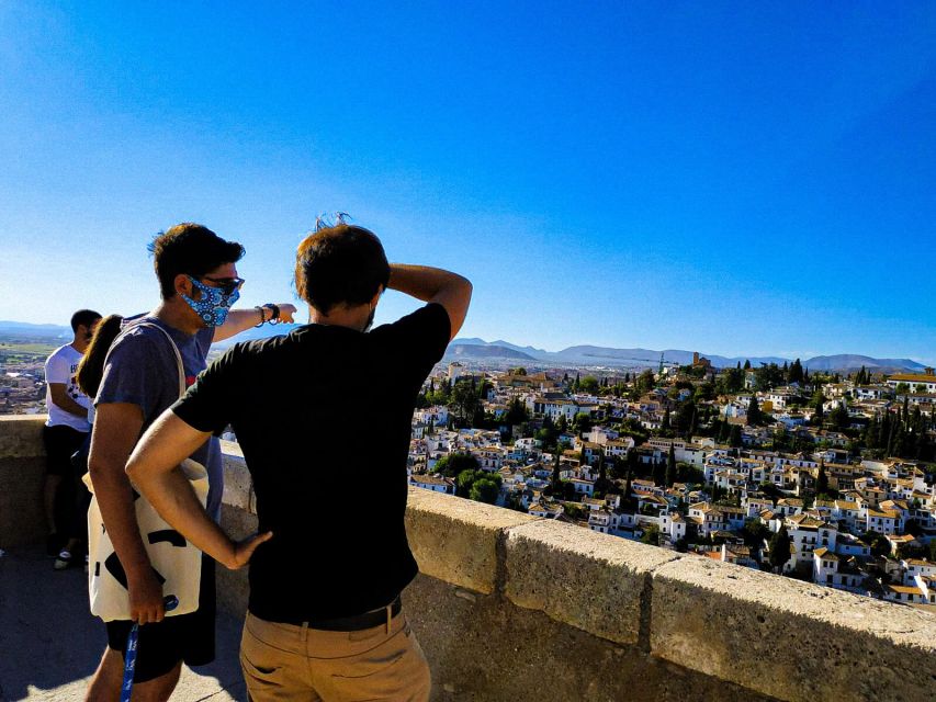 Granada: Private Full Alhambra Tour with Nasrid Palaces - Guide quality and the value of personal attention