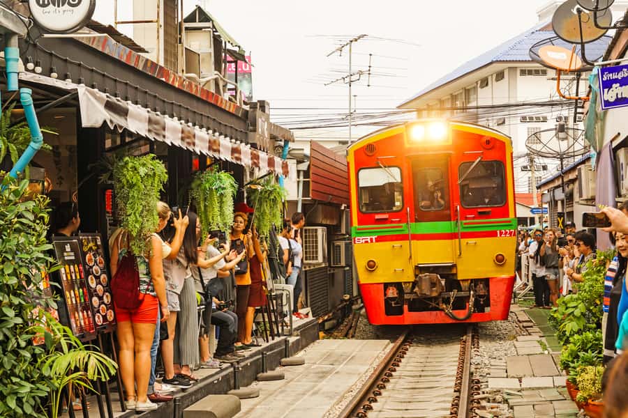Grand Palace, Damnoen Floating Market & Maeklong Market Tour - Lunch, Thai flavors, and a needed pause