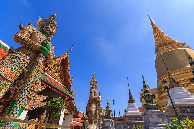 Grand Palace & Temples of Bangkok with experienced guide - Who should book this Bangkok temple tour?