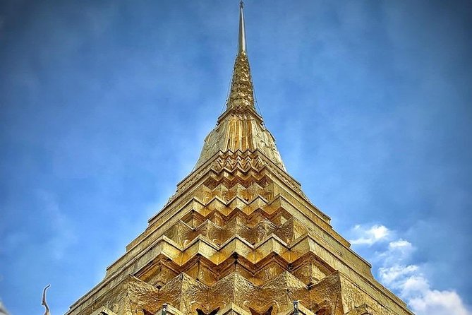 Grand Palace , Thai dance & Fun street walk in Bangkok - Who will get the most from this day