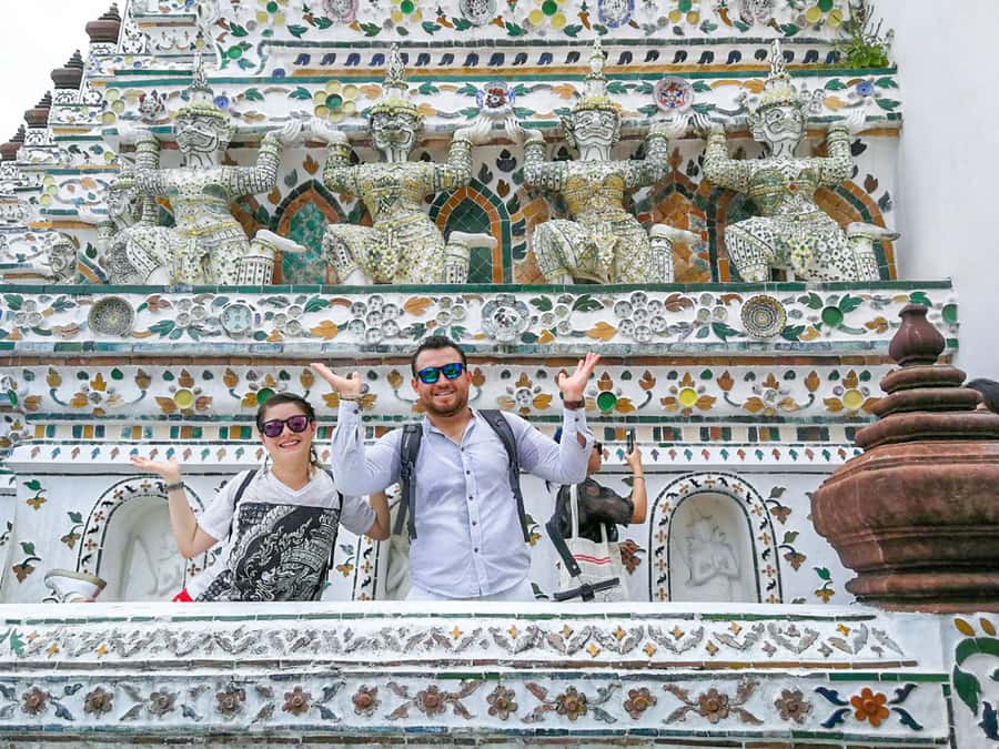 Grand Palace, Wat Pho, and Wat Arun: Guided Tour in Spanish - Who should book this Bangkok temple tour?