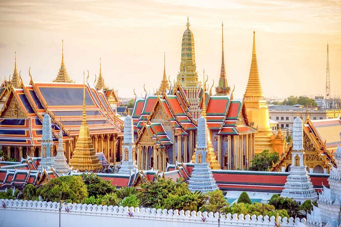 Grand Palace, Wat Phra Kaew, Wat Pho and Wat Arun Walking Tour From Bangkok - Starting at River City Bangkok