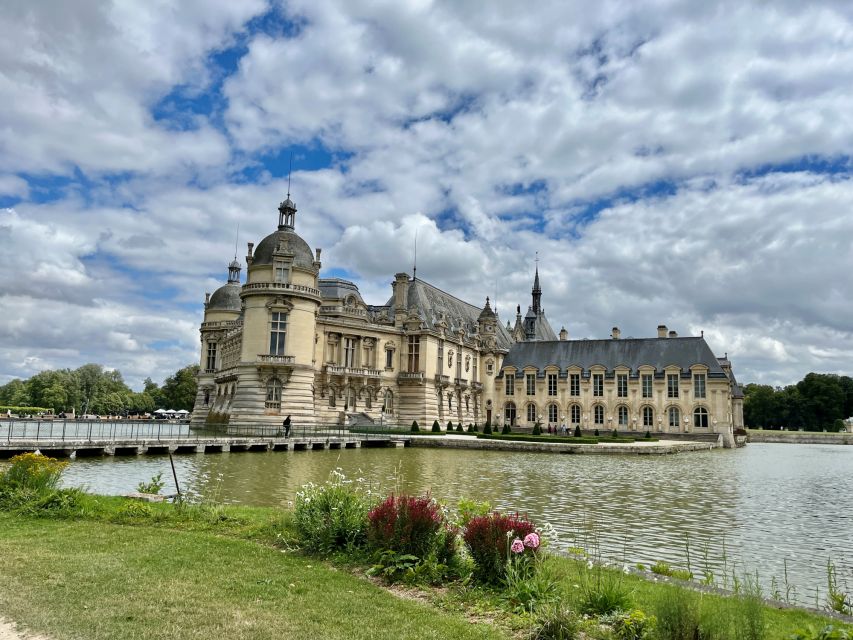 Great Stables of Prince de Conde & Palace Chantilly - A three-course lunch in Chantilly