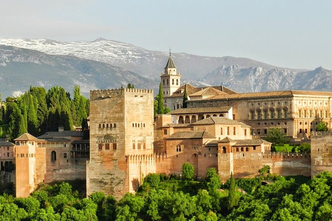 Guided Tour Alhambra, Generalife and Alcazaba without Nasrid Palaces - Key points at a glance