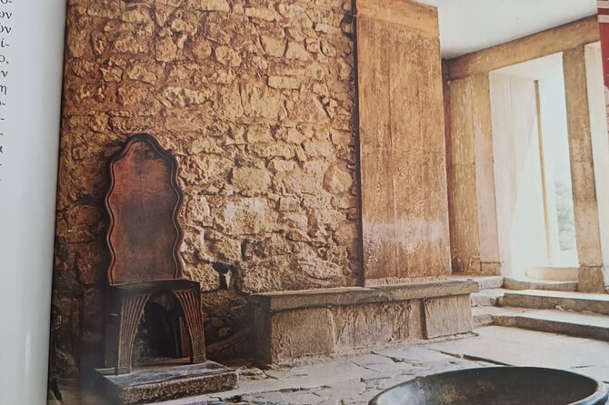 Guided Tour in Knossos Palace - The value of the $58.98 price