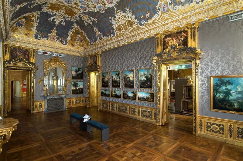 Guided tour of Palazzo Madama with small groups - Who Will Enjoy This Tour Most?