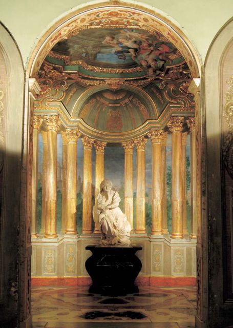 Guided Tour of Rolli Palaces UNESCO Site, Genoa - Palazzo Imperiale and the climb through Genoese grandeur