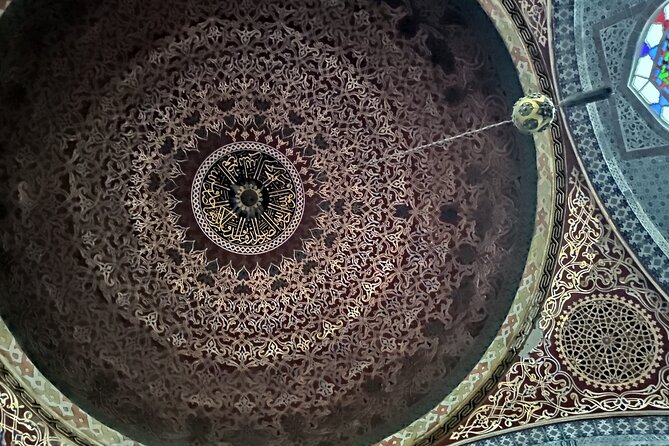 Guided Tour to Topkapi Palace with Skip-the-Line Entry Ticket - The armory and Imperial Council