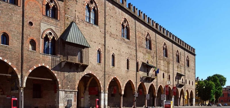 Guided visit to the Ducal Palace in Mantua - The Gonzaga apartments and palace courtyards
