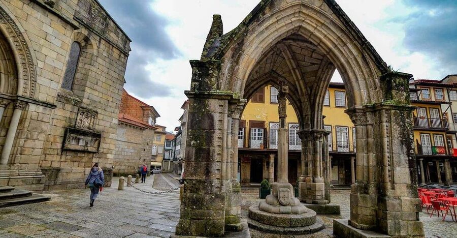 Guimaraes Local Tours ; Visit the Castle , Palace and City - Inside the Duke’s Palace