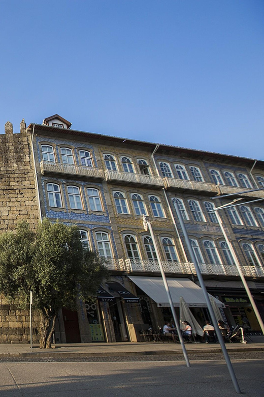 Guimaraes Local Tours ; Visit the Castle , Palace and City - Price, transport, and overall value