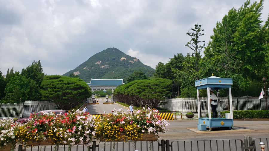 Gyeongbokgung Palace, Jogyesa Temple and Bukchon village - Jogyesa Temple and the quiet side of Insadong