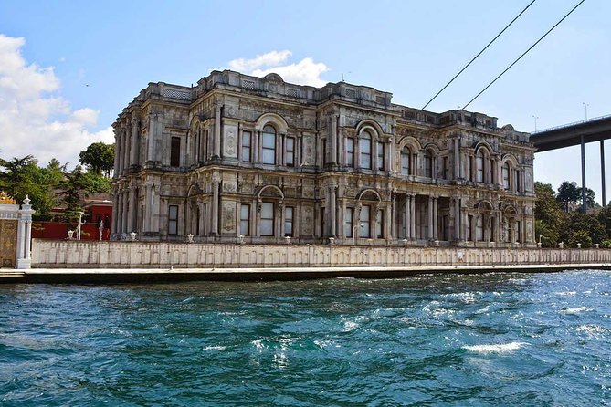 Half-Day Afternoon Istanbul Asia Tour With Beylerbeyi Palace - Beylerbeyi Palace and its Ottoman summer setting