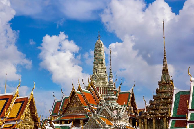 Half Day DIY Grand Palace and Emerald Buddha Temple - What a private guide changes