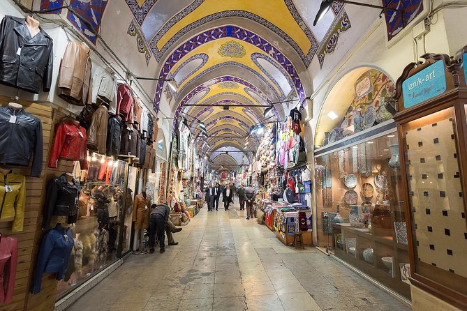 Half-Day Private Tour: Istanbul Shore Excursion With Topkapi Palace - A private minivan makes a short port call easier