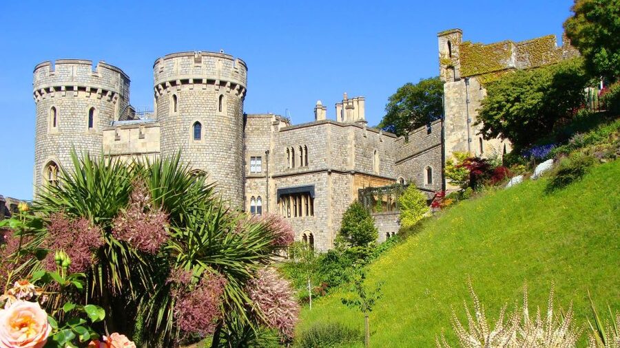 Hampton Court Palace and Windsor Castle Private Car Tour - Kitchens, cellars, and the work behind royal luxury