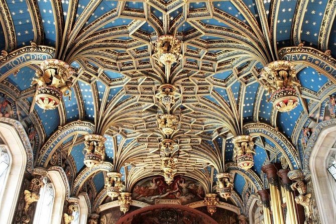 Hampton Court Palace Private Tour - Secrets of Henry VIII - Henry VIII, his wives, and the people behind the crown