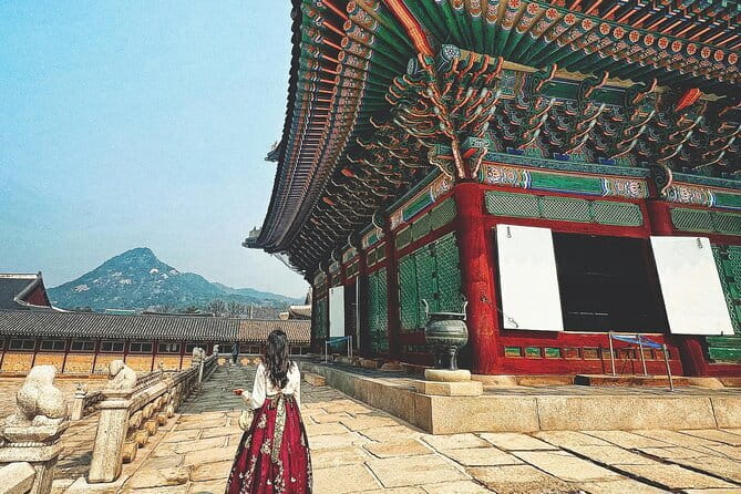 Hanbok Photoshoot and History Tour at Gyeongbokgung Palace - What the $60.41 price really covers