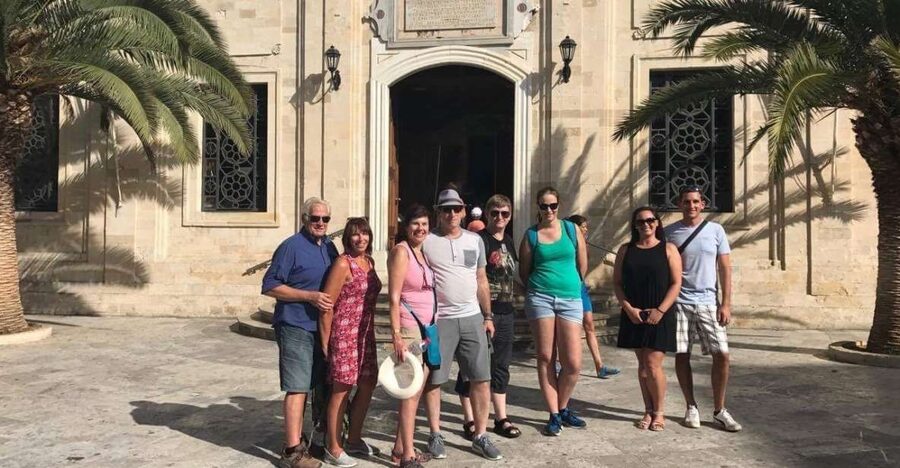 Heraklion: Guided Tour of the City and Knossos Palace Ticket - Walking Heraklion through food, stories, and stone