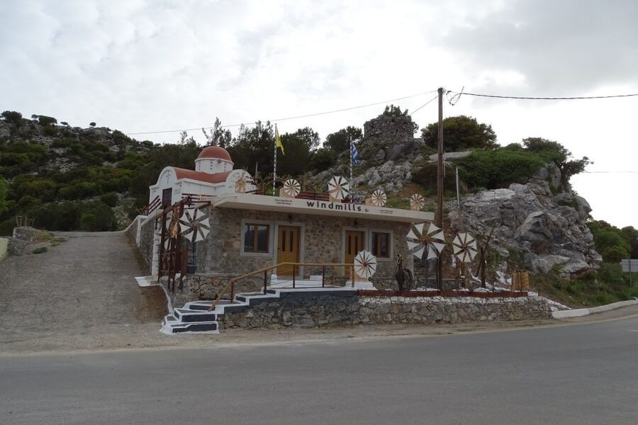 Heraklion: Knossos Palace, Zeus Cave & Oil Mill Private Tour - Who will enjoy this day most