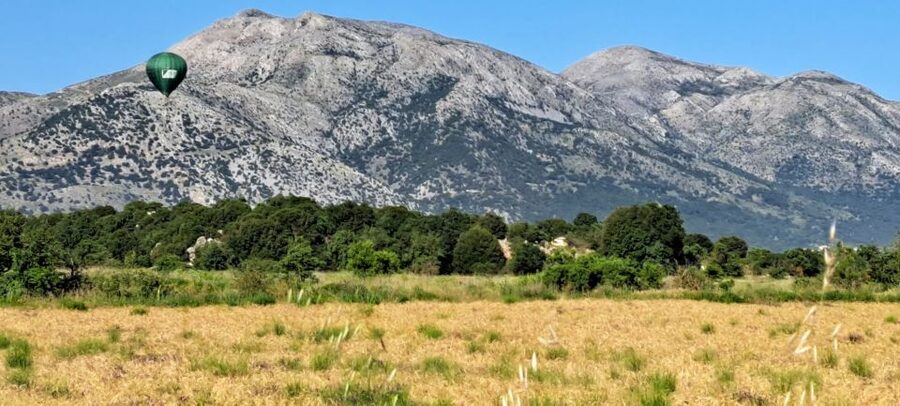 Heraklion: Knossos Palace, Zeus Cave & Oil Mill Private Tour - Lasithi Plateau and its 16 villages
