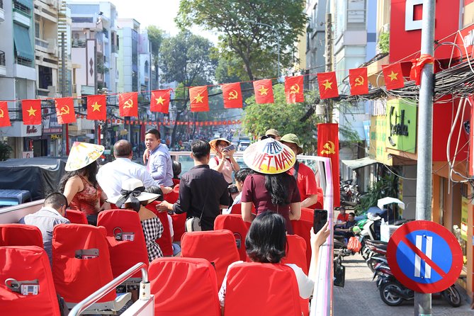 Ho Chi Minh City Tour and Independence Palace Ticket 2 in 1 - Price, group size, and comfort