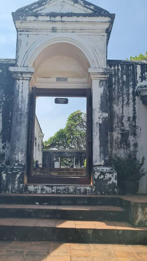 HUA HIN : Phetchaburi & Summer Palace ( Private Tour ) - Who Should Book This Day Trip