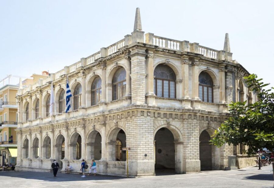 Ierapetra: Knossos Palace and Heraklion Guided City Tour - Key points to know before booking