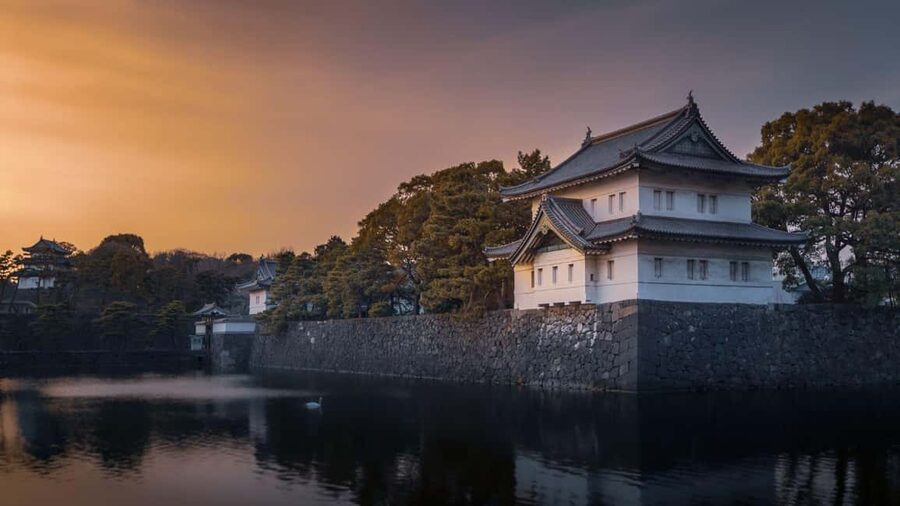 Imperial Palace Tour: Discover Samurai History with a Guide - The First 30 Minutes at Tokyo Imperial Palace