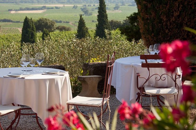 In Depth Chateauneuf du Pape - Why Châteauneuf-du-Pape deserves a full day