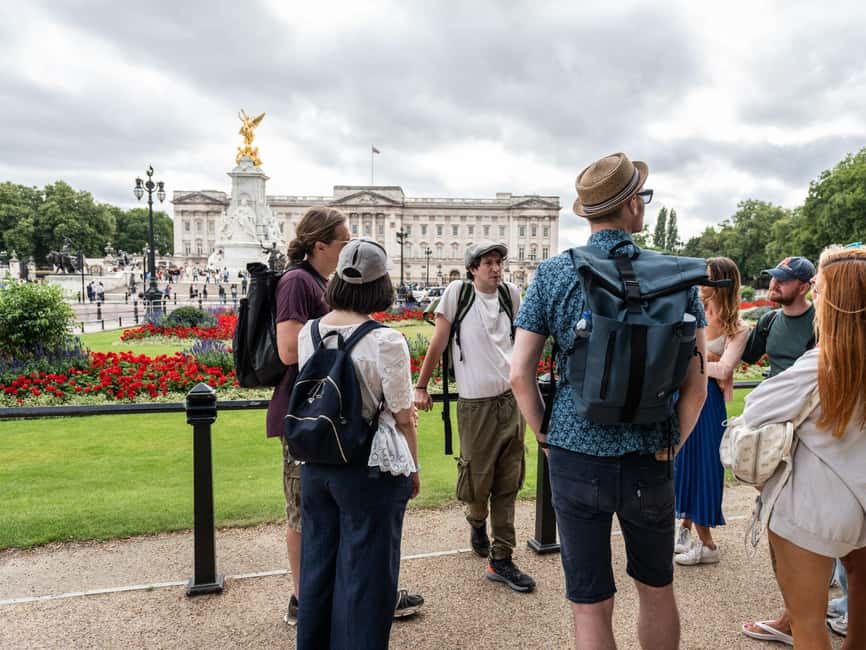 Inside Buckingham Palace & See The Westminster Sights Tour - Why this five-hour route works
