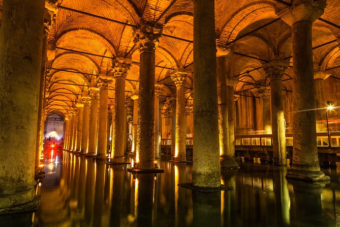 Istanbu City Walk: Topkapi Palace, Harem, & Basilica Guided Tour - Practical details that affect the day