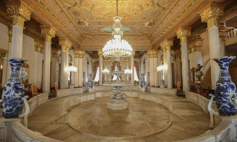 Istanbul: Beylerbeyi Palace Skip-the-Line Ticket & Audio … - Who should book this experience?