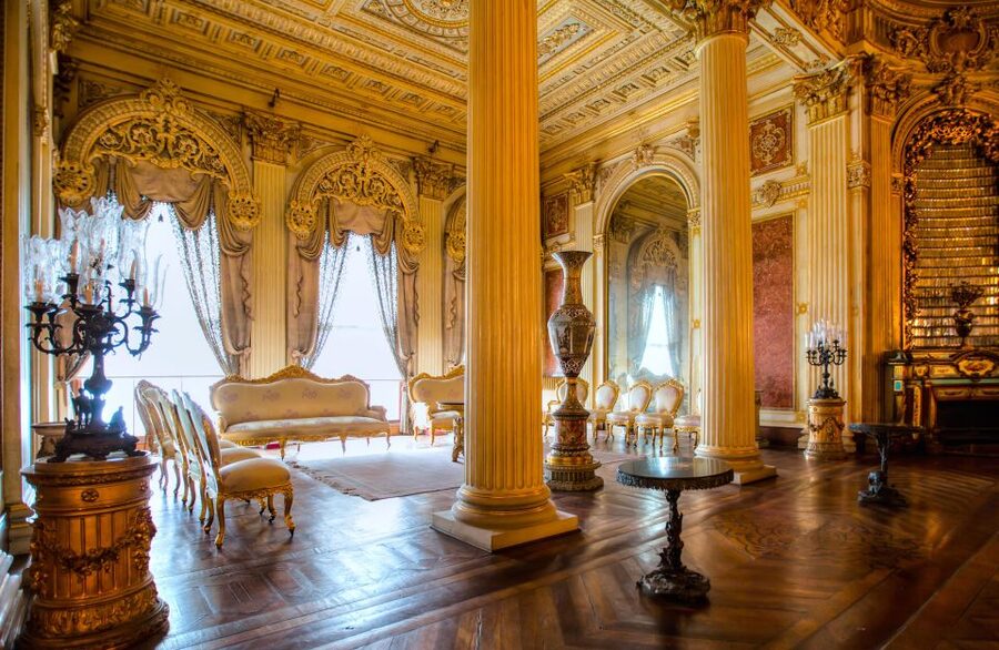 Istanbul: Dolmabahce Palace & Harem Skip-the-Line Entry - Getting started with the ticket and audio guide