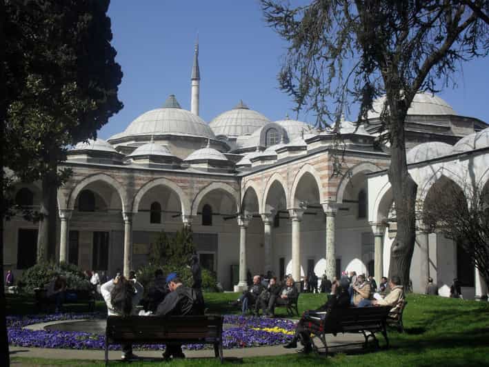 Istanbul: Half-Day Tour with Topkapi Palace - Topkapi Palace, the heart of the visit