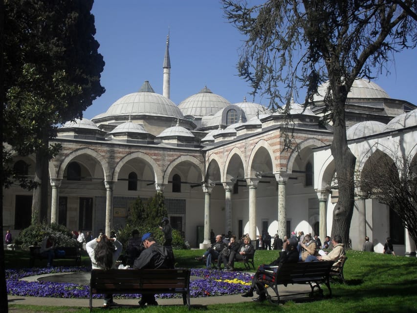 Istanbul: Half-Day Tour with Topkapi Palace - Booking advice and final call