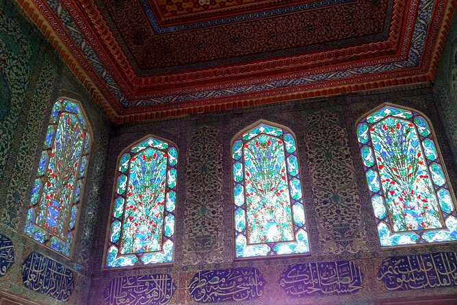 Istanbul: Private Tour Topkapi Palace and Harem - Terraced gardens and the Golden Horn view