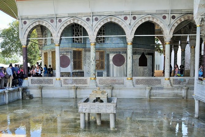 Istanbul: Private Tour Topkapi Palace and Harem - What the three-hour schedule really covers
