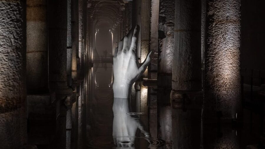Istanbul's Exclusive Duo: Basilica Cistern & Topkapı Palace - Two Istanbuls in One Compact Tour
