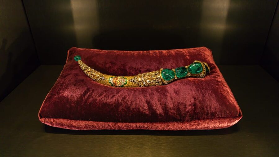 Istanbul: Topkapi Palace and Harem Guided Tour - Why Topkapi Palace still feels like the center of Ottoman power