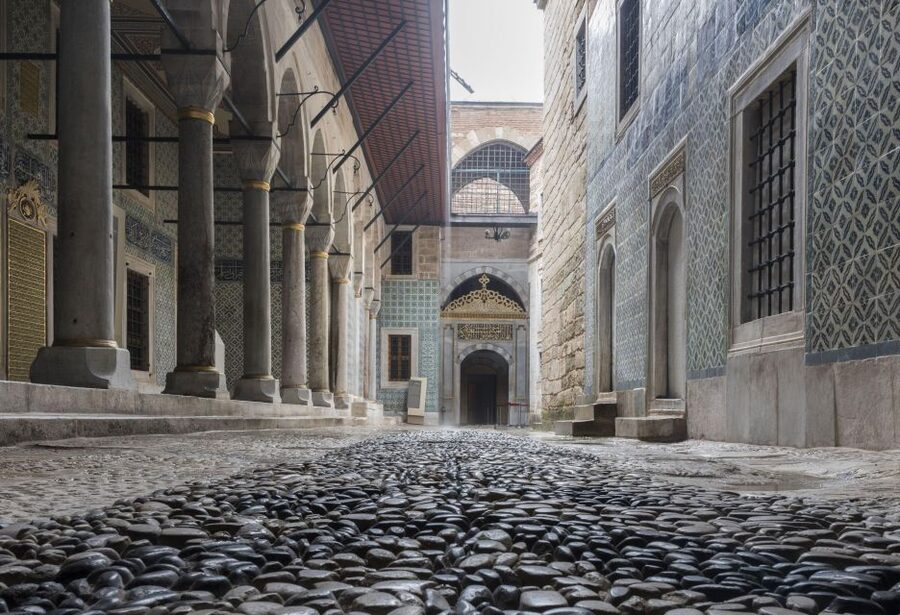 Istanbul: Topkapi Palace Guided Tour - Terraces with views across Istanbul